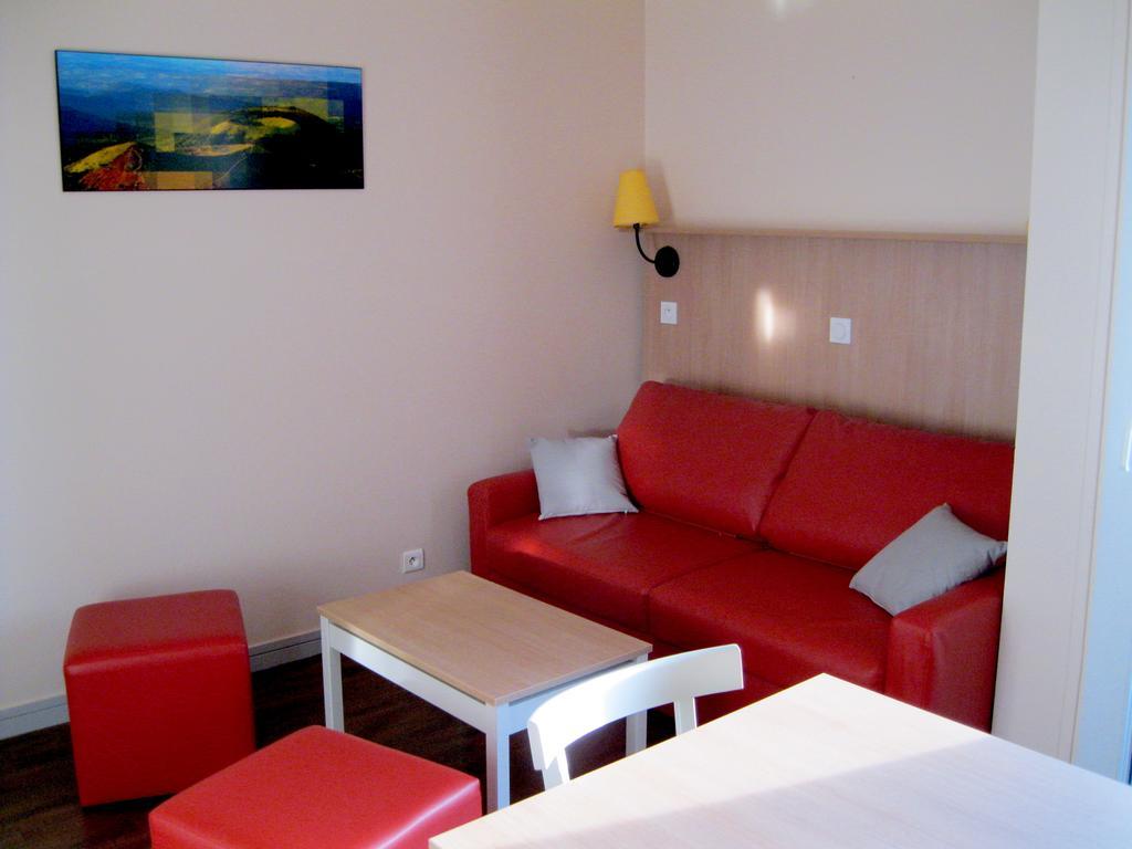 Vvf Super-Besse Auvergne Sancy Zimmer foto